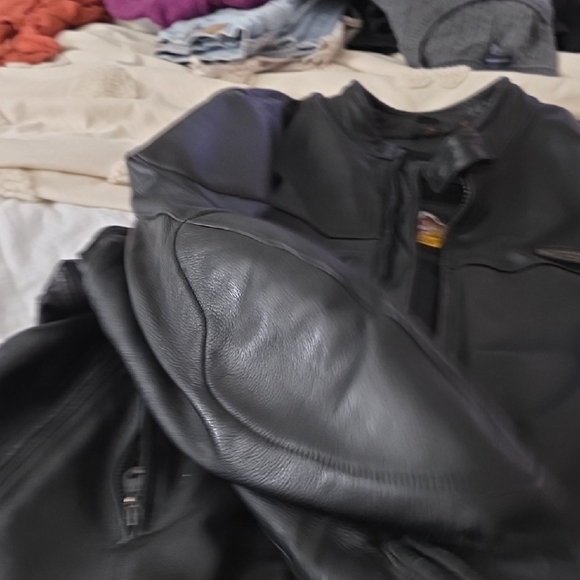 Harley-Davidson Black Performance Jacket - Picture 5 of 16